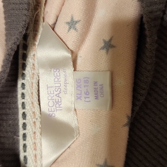 Pijamas - Picture 8 of 8